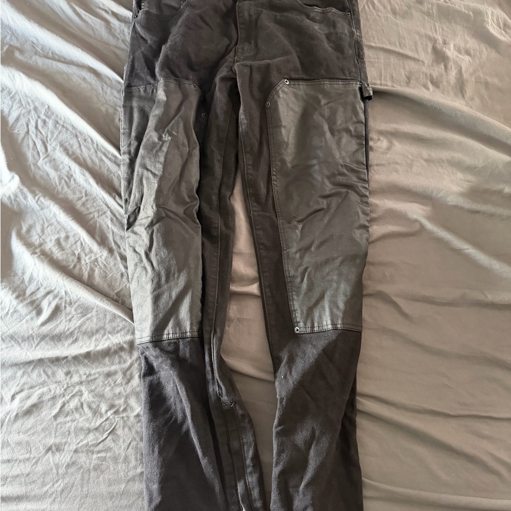 Forever 21 Men's Black Straight Jeans with reinforced Vinyl knee pads - Size 33